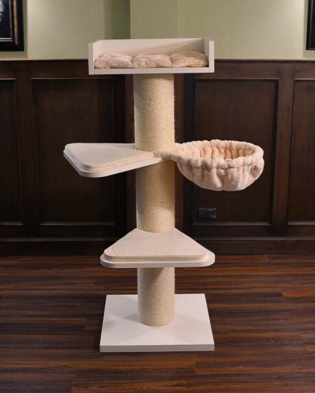 The Royal Coon Cat Tree De Luxe PLUS (Cream)