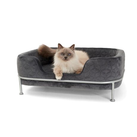 The Cat Bed Windsor