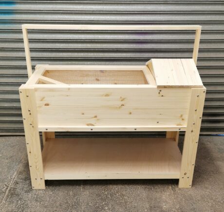 The Daphne Tortoise Table