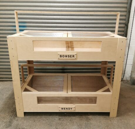 The Alexander Tortoise Table