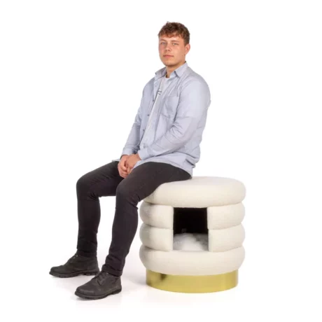 THE CAT CAVE CHOUPETTE