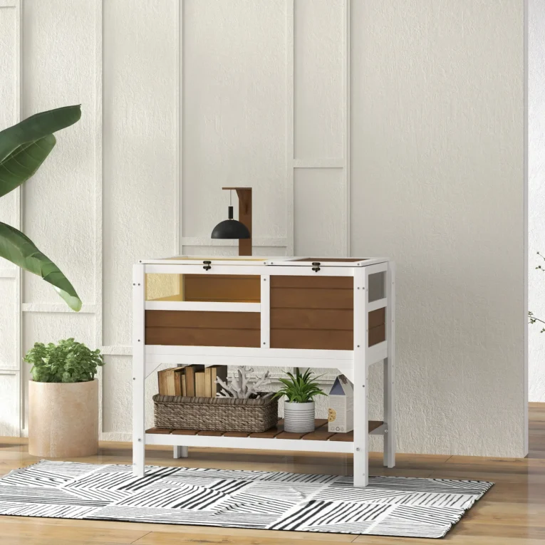 Tortoise House 84 x 51 x 103 cm – Brown and white