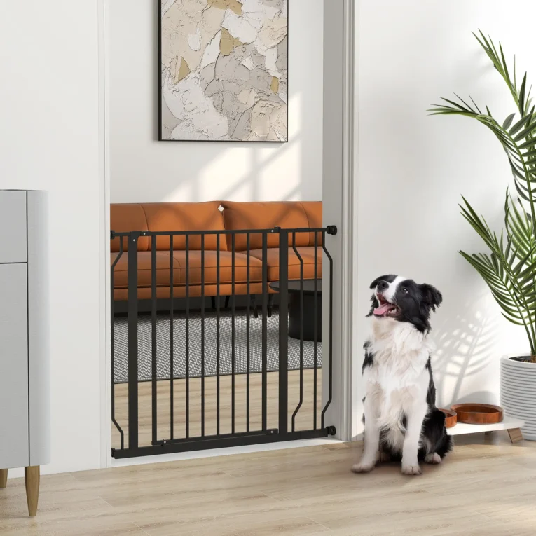 Adjustable Walk-Through Dog Gate – Black, 75–95cm
