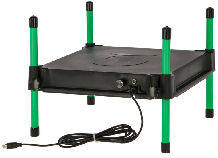 Kerbl CosyHeat Chick Heating Plate – Black/Green, 30 × 30cm