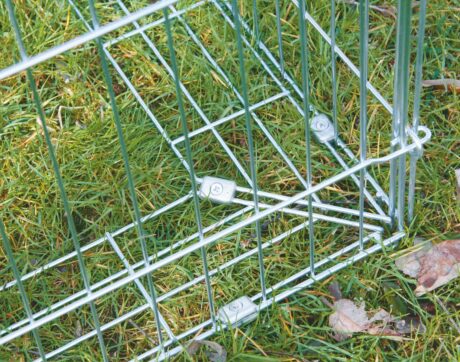 Kerbl Small Animal Run with Breakout Barrier &ndash; 180 &times; 90 &times; 75cm