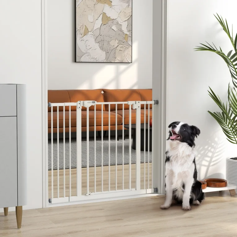 Adjustable Metal Dog Gate 74-100cm – White Adjustable Metal Dog Gate 74-100cm – White