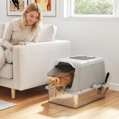 XL Enclosed Steel Litter Box with Top Exit &ndash; Light Grey, 60cm &ndash; detail 2