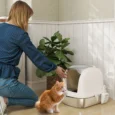 Enclosed Steel Cat Litter Box with Flip Lid – White, 52cm