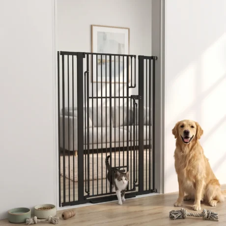 135cm Tall Steel Dog Gate with Cat Door and Extensions &ndash; Black &ndash; detail 2